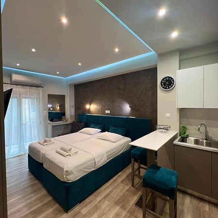 Emerald Lux Apartment Atenas Exterior foto